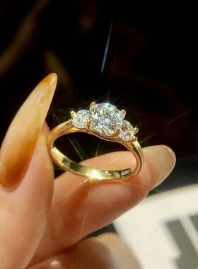 3 Stone Engagement Rings for Women Luxury Jewelry 6.5mm Wedd