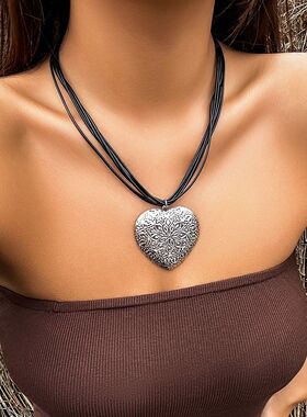 Layered Black Rope Chains with Big Heart Pendants Necklace f