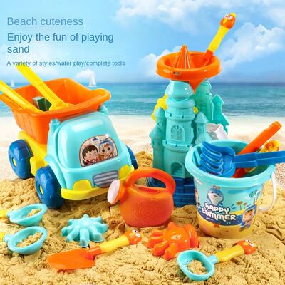 Children's beach toys baby beach play sand digging and earth