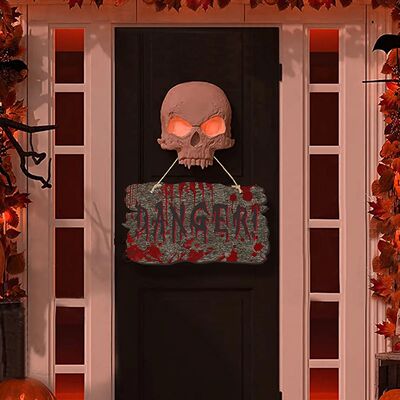 Halloween Imitation Wooden Doorplate Trick Or Treat Haunted