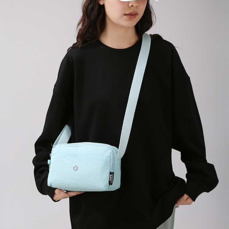 新款2025大容量托特包女包时尚通勤包休闲斜跨包单肩斜挎包百搭款