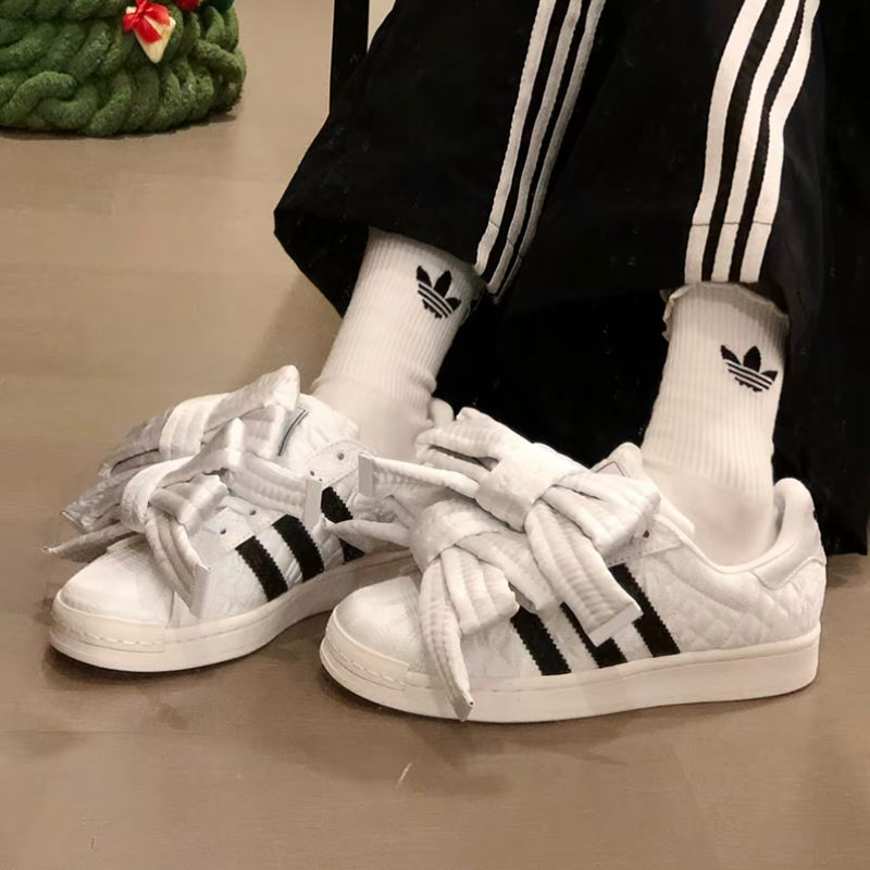 阿迪达斯Caroline Hu联名SUPERSTAR板鞋贝壳头女子休闲鞋JR7977