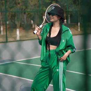 速干透氣三條紋純色立領(lǐng)夾克 阿迪達斯三葉草外套女子夏季 IP0604