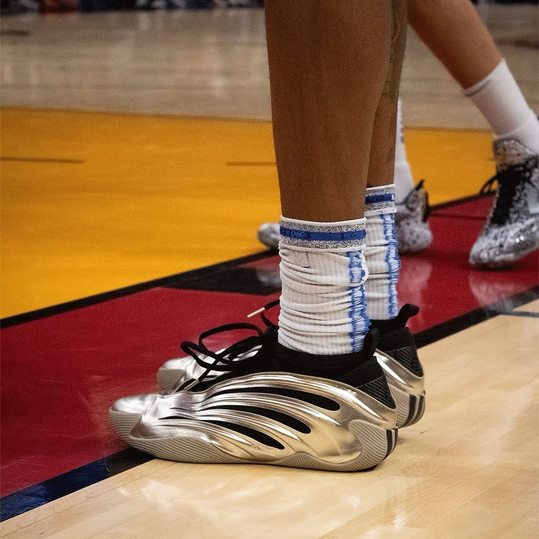 Adidas阿迪达斯锋芒觉醒系列哈登9男缓震回弹篮球鞋JH6484 JR2506