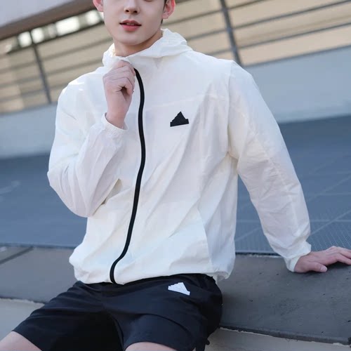 Adidas阿迪达斯外套男女同款连帽梭织宽松运动休闲薄款夹克IT3942