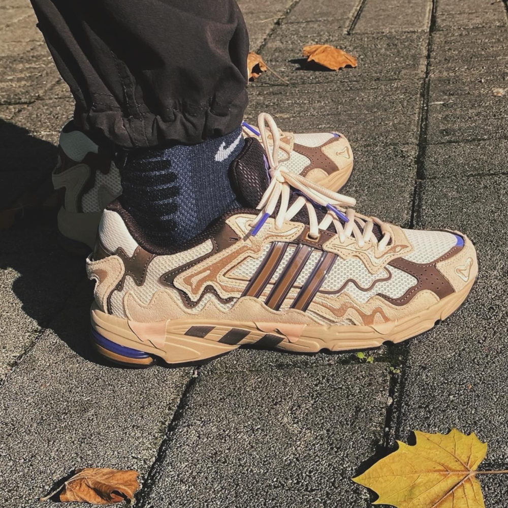 Adidas/阿迪达斯RESPONSE CL男女耐磨运动休闲缓震跑步鞋 ID0780