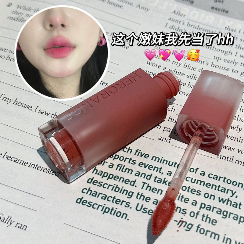 梦中情色韩系女高温柔蜜桃哑光丝绒唇泥不掉色口红低饱和陶土色