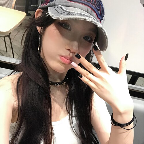 黑色粉色跳色穿戴美甲