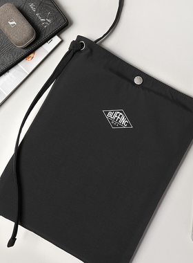 BUFFING「A4/iPad包」黑色极简斜挎包男女百搭通勤单肩包小众个性