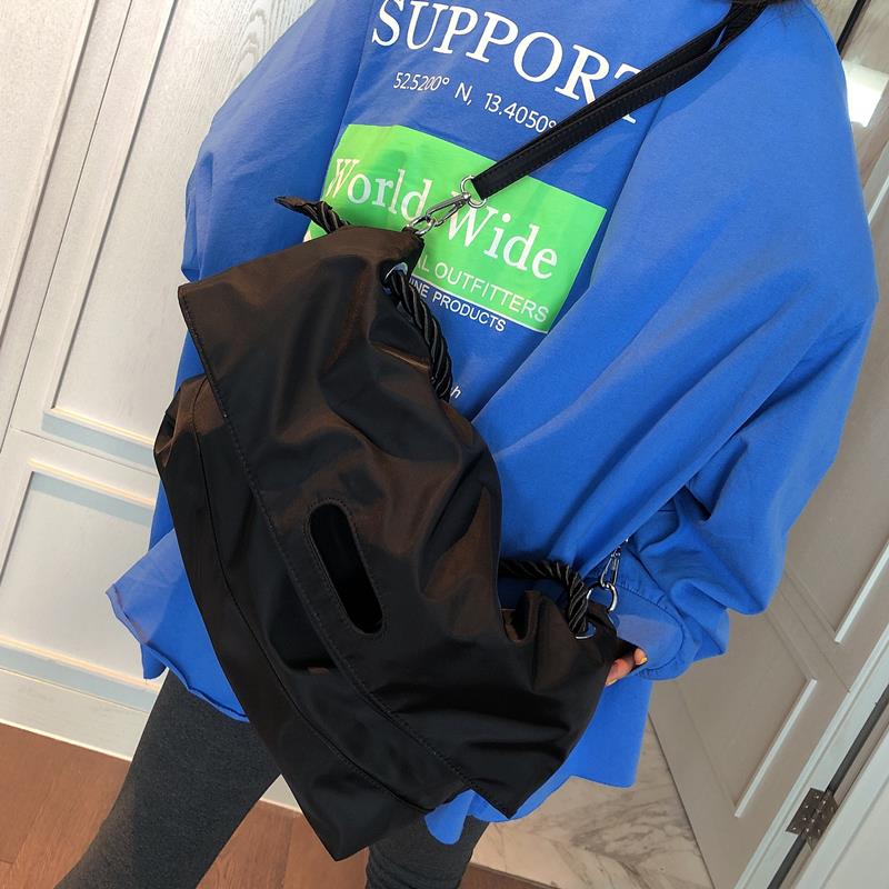 OPEN UP陳丁丁2019单肩包男女休闲尼龙港风简约大容量旅行斜挎包