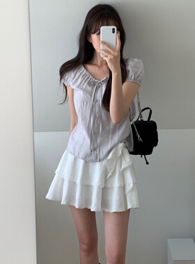 蝴蝶结绑带温柔蕾丝后绑带细节短袖衬衫