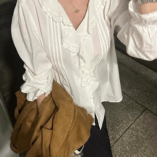 韩国chic早春 蕾丝花边拼接 荷叶边 压褶长袖衬衫