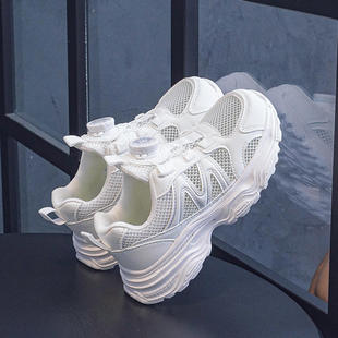 小美和小宝单网儿童运动小白鞋男女童跑步鞋学生鞋活动专用运动鞋