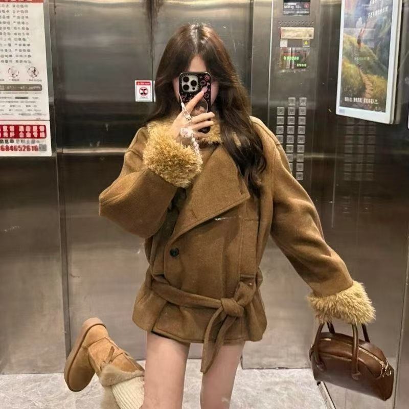 韩系复古高级感毛领毛呢大衣秋冬新款气质宽松显瘦保暖呢子外套女