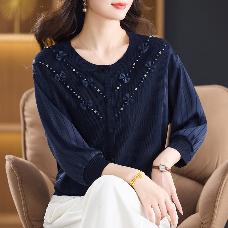2026新款拼接烫钻蝴蝶结针织打底衫女洋气大码女装上衣秋冬毛衣