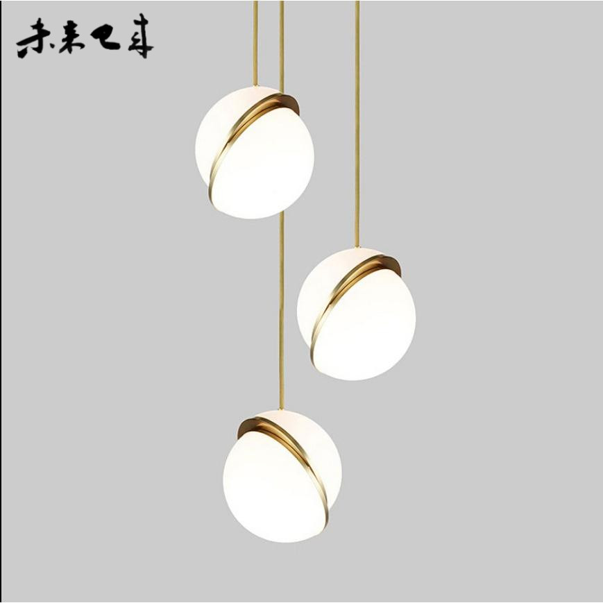 错位月亮半圆球吊灯北欧简约创意轻奢LOFT餐厅吧台床头楼梯间吊灯