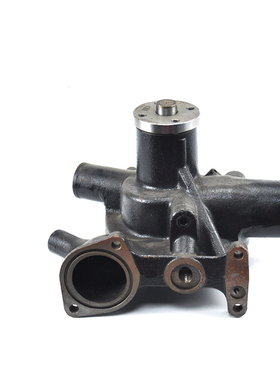 挖掘机日立EX300-5 ZAX300-5 五十铃6SD1T发动机水泵1-13650068-0