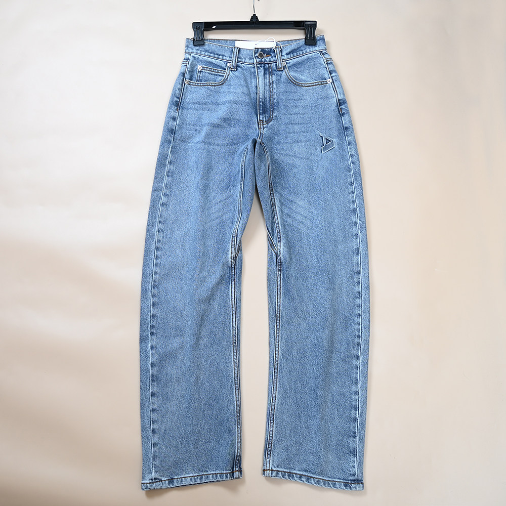 秋冬新款女士浮雕字母宽松高腰直筒香蕉型休闲牛仔长裤