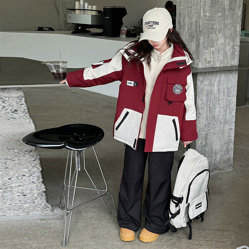 女童秋装外套2026新款中大童韩版洋气时髦冲锋衣运动学生春秋衣服