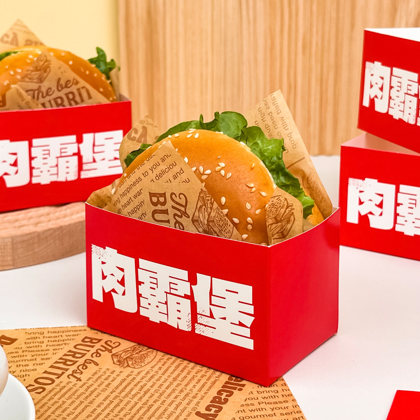 瑞莎肉霸堡热狗面包打包盒猪扒包图片