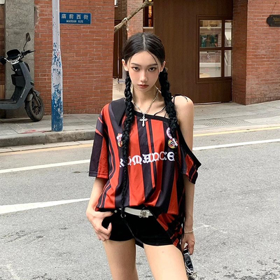 美式【泫雅&柳智敏同款】blokecore球衣漏肩 米兰阿根廷配色T恤