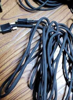 适用ANPVC 8203  连接线，接头一大一。30万像素议价