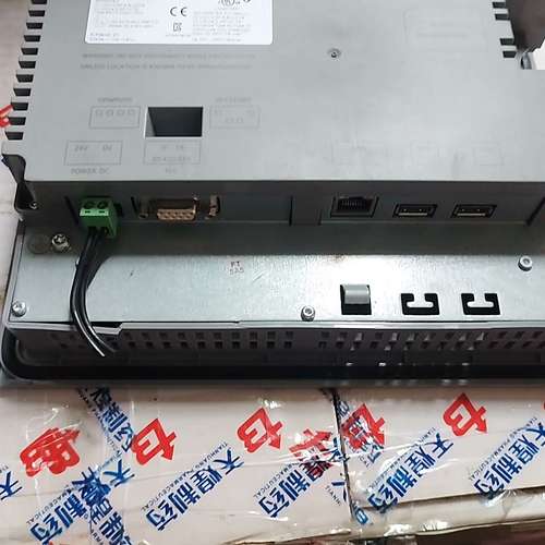 适用643-0CB01-1AX1，实物图，通电无反应。屏幕议价