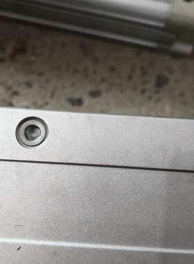 议价亞德客气缸TCL63X100S   1台议价