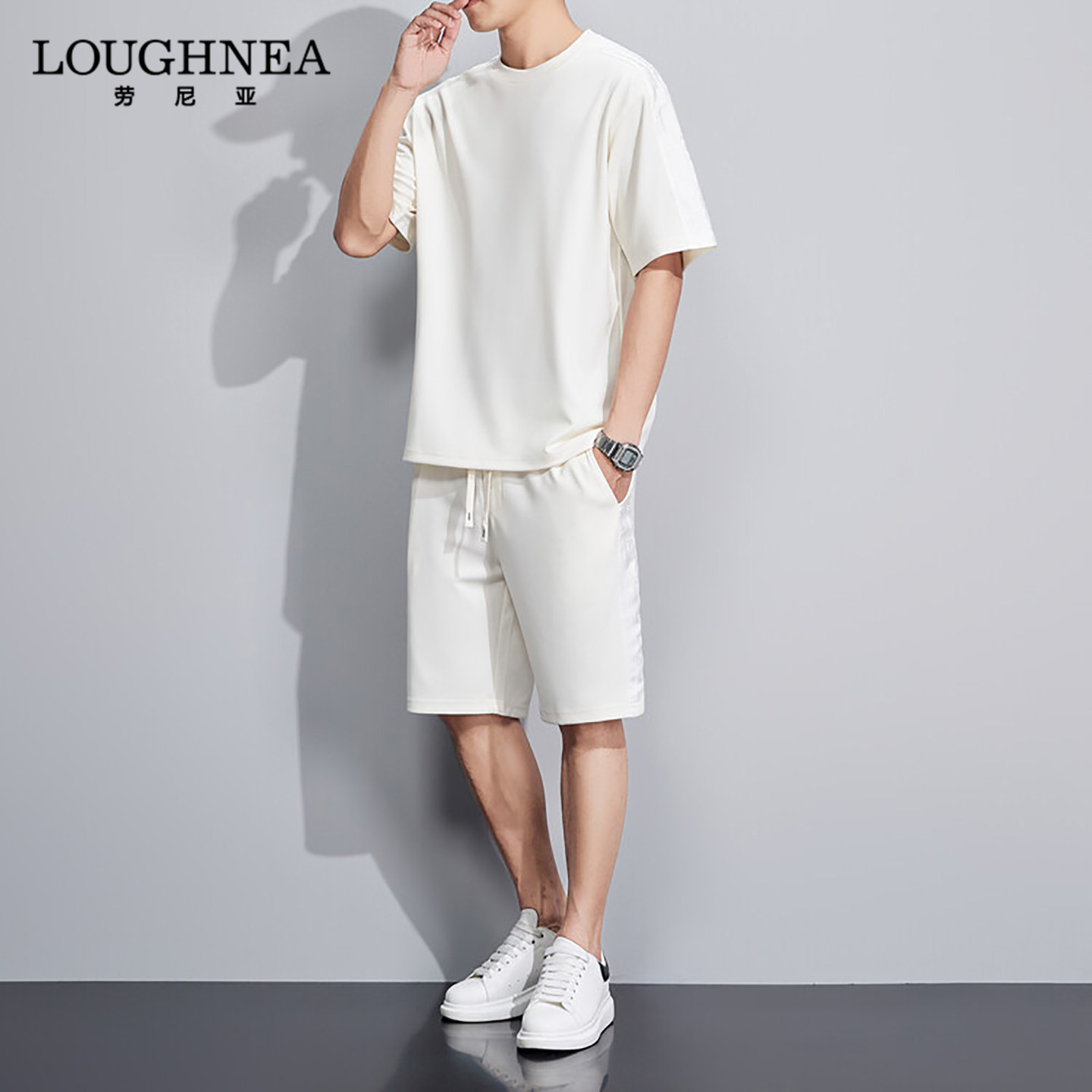 LOUGHNEA高档米白色夏季薄款运动套装男2026新款T恤五分裤两件套