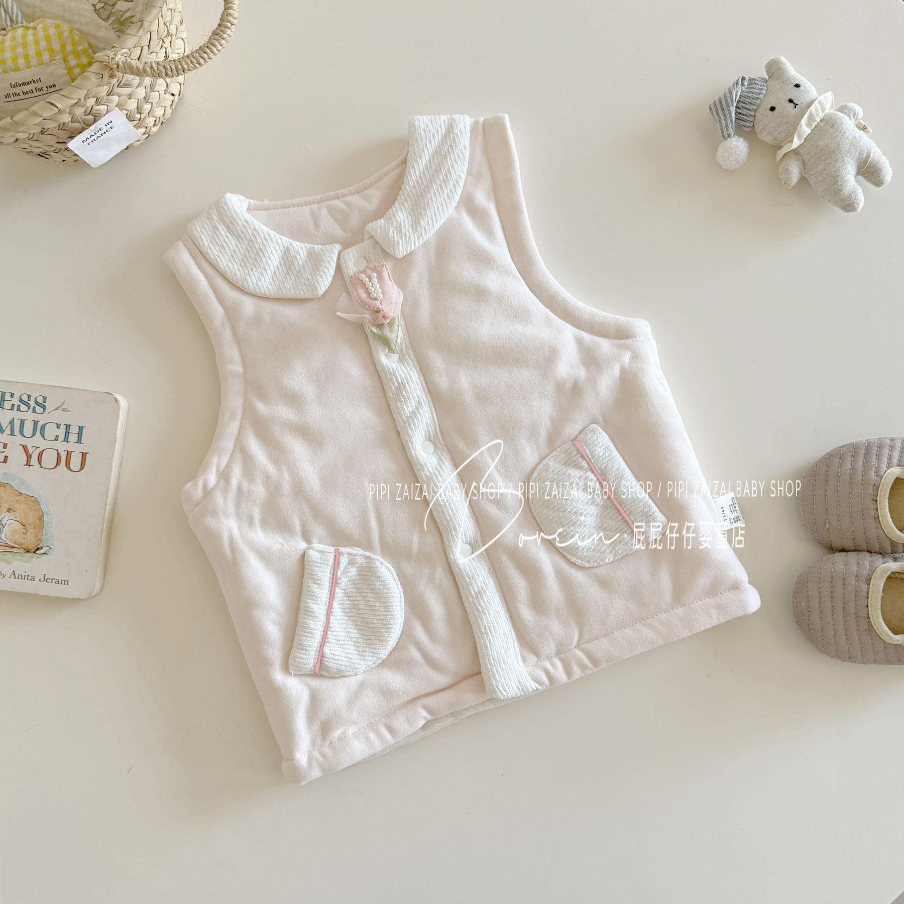 新生儿夹棉背心女童保暖坎肩秋冬季婴幼儿马甲女宝宝马夹上衣外套