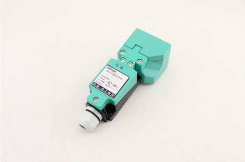 沪工方型接近开关 HY-3030A B C D AL BL -2030A B 金属传感器