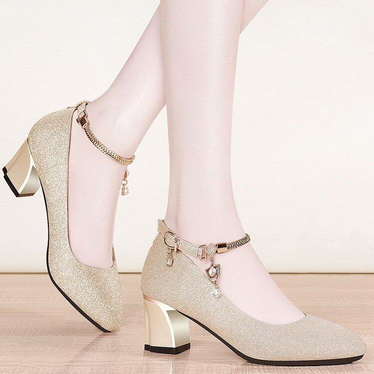 2026新款金色婚鞋粗跟高跟鞋女一字扣水钻5cm圆头亮片伴娘鞋单鞋