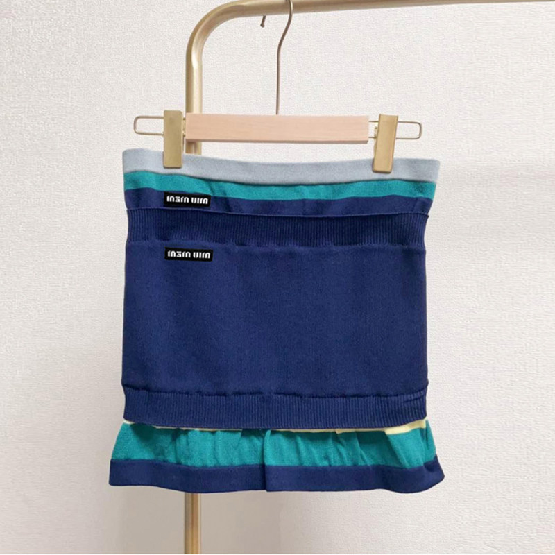 深圳南油高端女装2025夏季字母贴布短款针织衫抹胸背心上衣,女装/女士精品,毛针织衫,淘宝优惠券,粉丝福利购,淘宝优惠卷