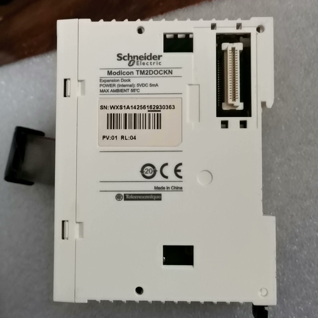 源头厂家施耐德TM2DOCKN成色如图漂亮，包好包邮议价