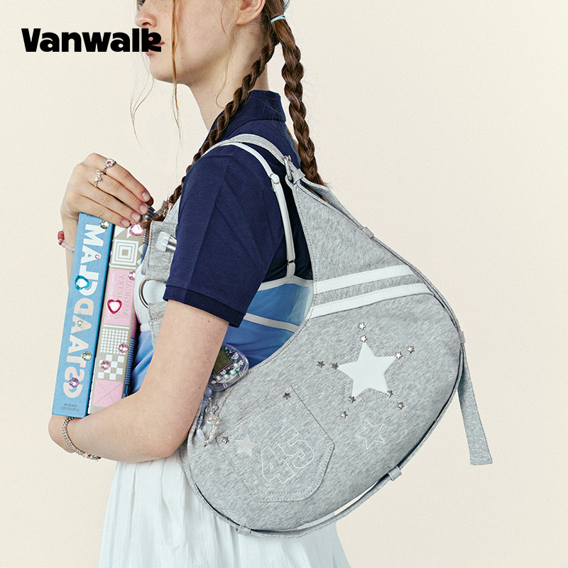 VANWALK Fruit Power新款单肩斜挎大容量运动风饺子包女生腋下包