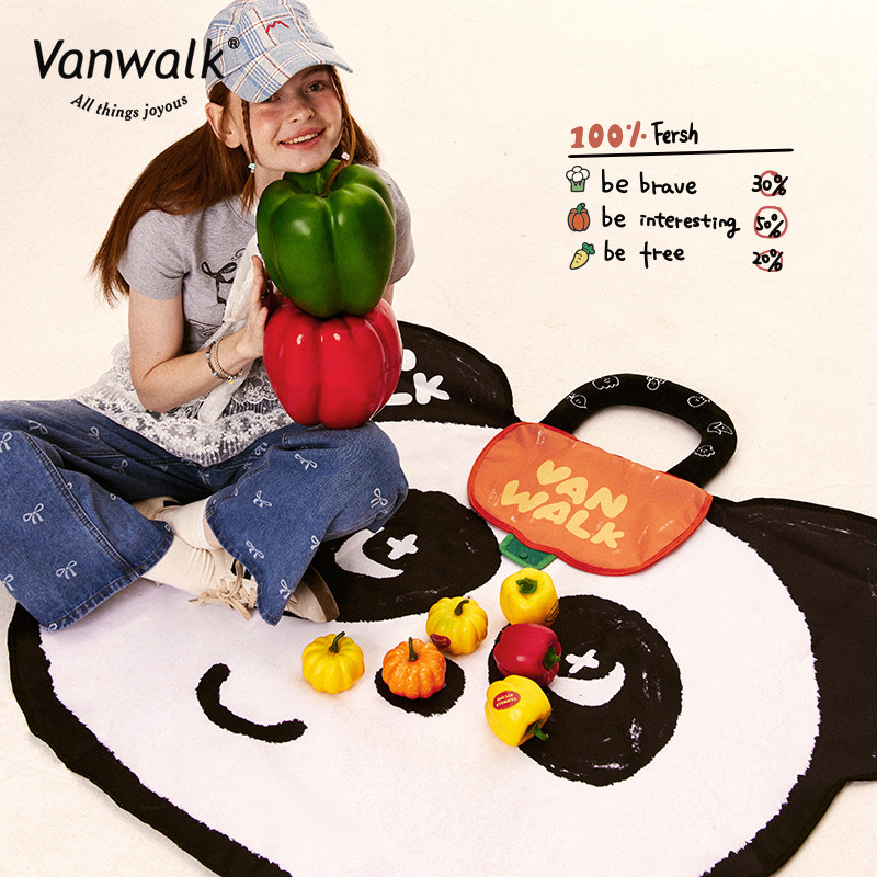 VANWALK fun market可爱熊猫少女户外野餐垫闺蜜出游聚餐折叠地垫