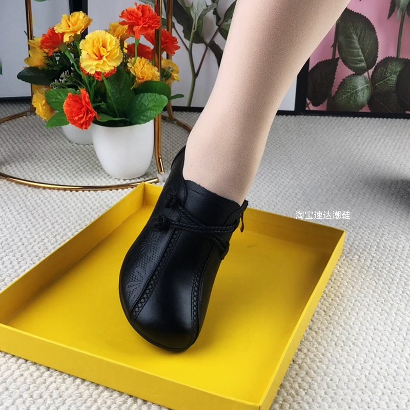 真皮圆头粗跟低跟女鞋软底妈妈鞋
