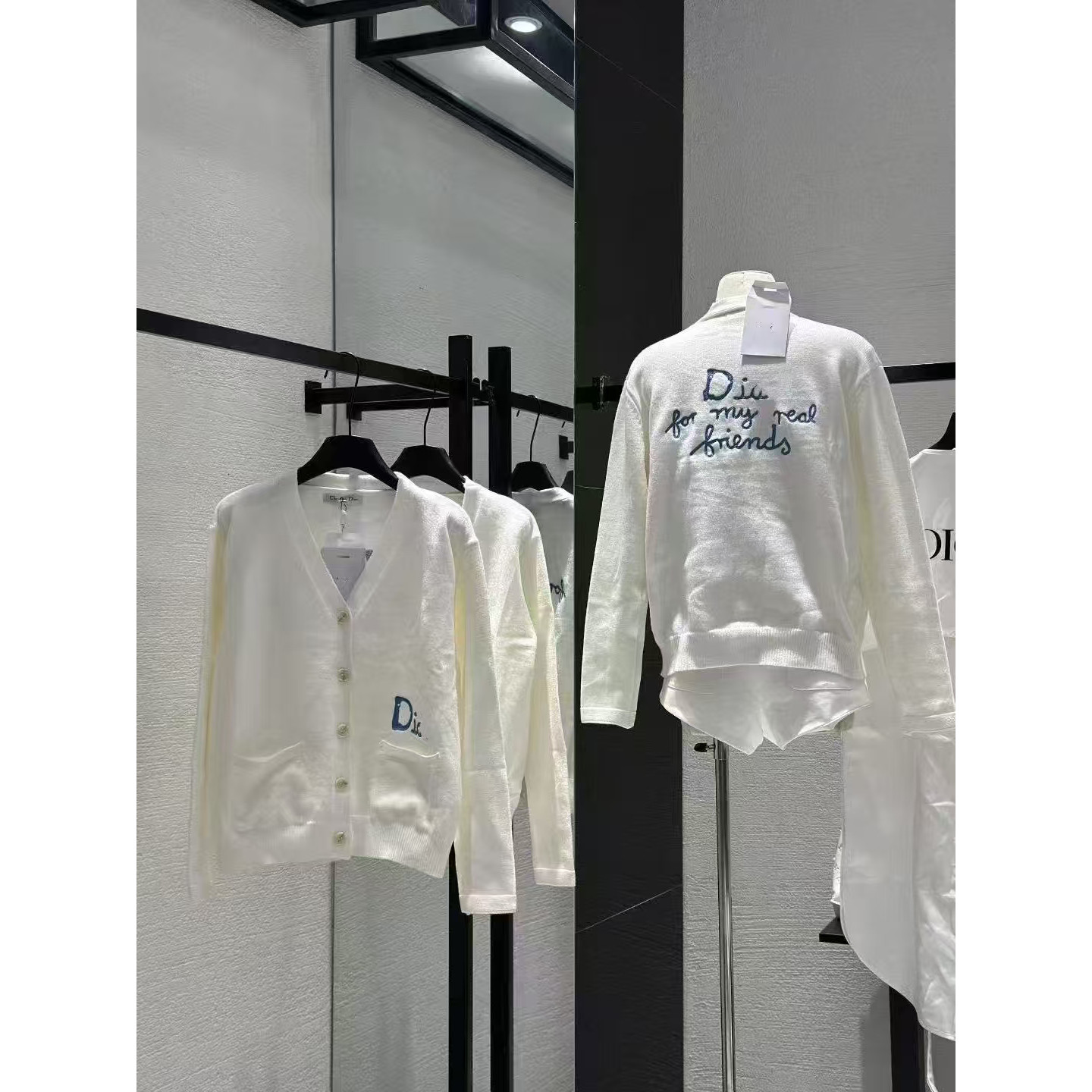 ueelook 秋冬款时尚刺绣宽松字母印花V领针织开衫毛衣外套女潮