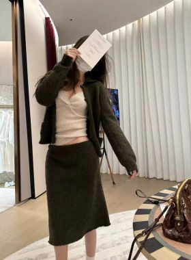 ueelook缪系慵懒lady私服毛衣套装翻领针织上衣+半身裙女秋2206#