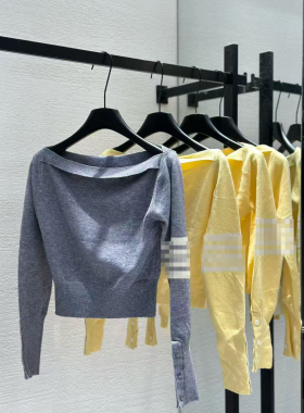 ueelook打底衫女 内搭高级感长袖斜肩上衣t恤短款辣妹露肩8401