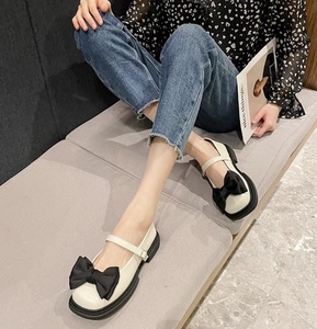 【飞哥家】秋季新款橡胶软底一字带复古小皮鞋 钎三087085/298006