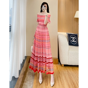 法式一字肩连衣裙气质高腰显瘦长裙2023新款夏季粉色雪纺裙子女装