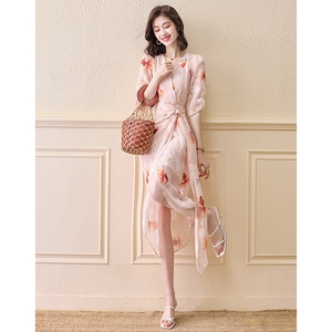 雪纺连衣裙女夏2026年新款法式碎花高级感名媛气质收腰显瘦长裙子