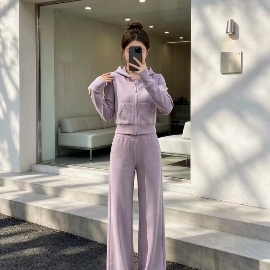 春秋女紫色连帽显瘦运动套装