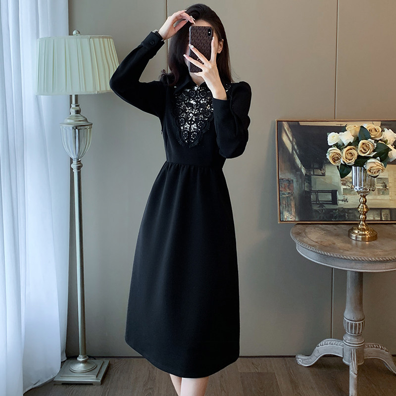 黑色高级感独特连衣裙女春秋收腰显瘦气质超好看内搭打底长款裙子