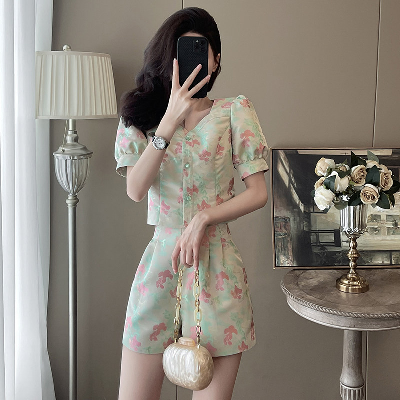 夏季气质显瘦短袖碎花高腰时尚休闲复古法式小众减龄收腰两件套女,女装/女士精品,时尚套装,淘宝优惠券,粉丝福利购,淘宝优惠卷