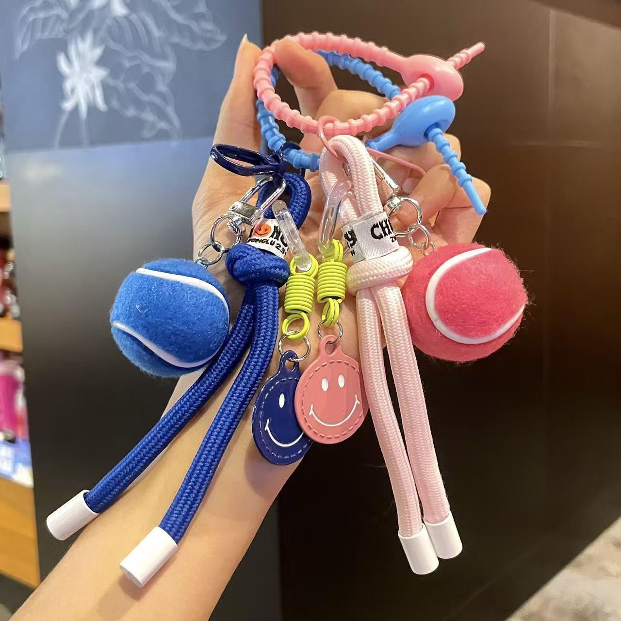 彩色笑脸网球钥匙扣潮流时尚韩系网球情侣书包挂件创意实用小礼物