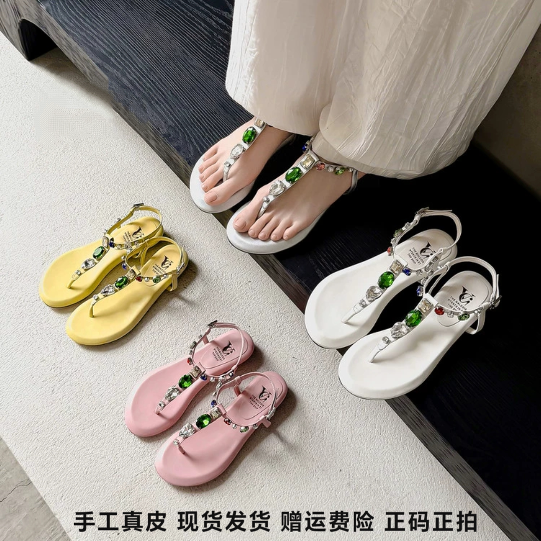 L'avance彩钻凉鞋2026新款夹趾凉拖鞋甜妹穿搭平底鞋度假风通勤鞋