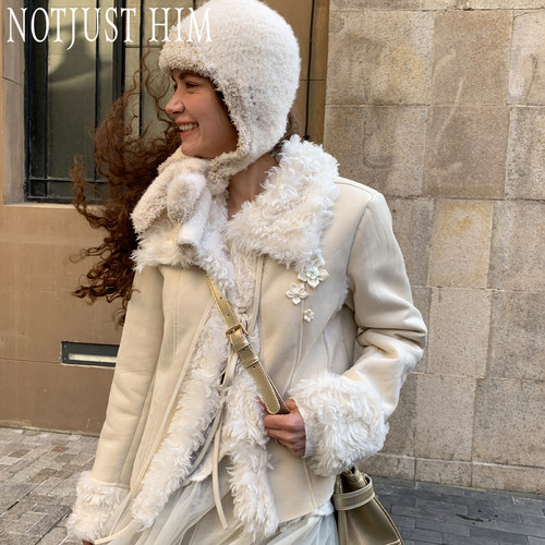 花筏NOTJUSTHIM《White lily》立体手工花朵麂皮拼接毛毛领外套