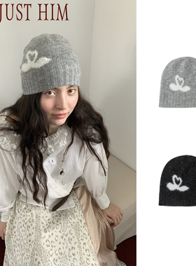 花筏NOTJUSTHIM 《Fluid Swan》柔软细腻天鹅图案羊毛针织冷帽
